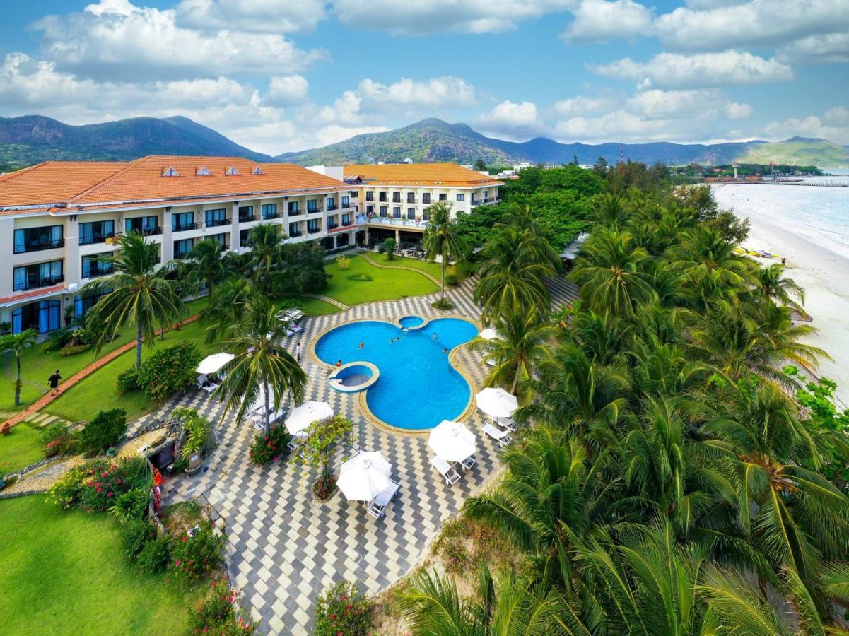 Con Dao Resort Chi Khu Co Ong Экстерьер фото